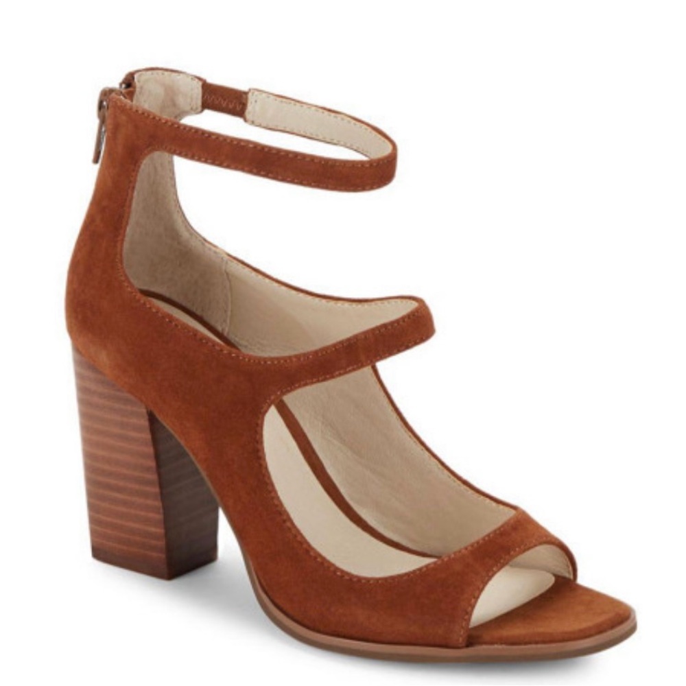 *NEW* Anthropology Seychelles Radical Cognac Suede Pumps - Size 7.5.